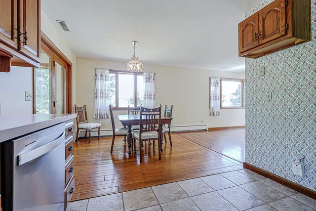 19 Brooks Road, Seabrook, NH 03874