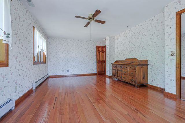 19 Brooks Road, Seabrook, NH 03874