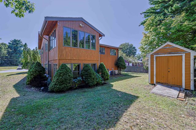 19 Brooks Road, Seabrook, NH 03874
