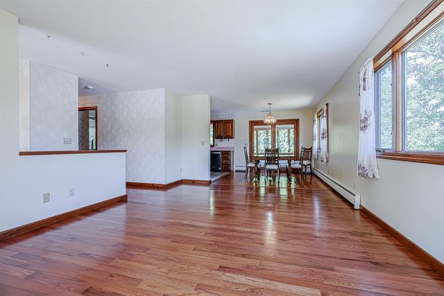 19 Brooks Road, Seabrook, NH 03874