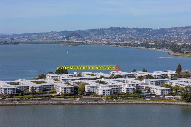 8 Commodore Drive C457, Emeryville, CA 94608