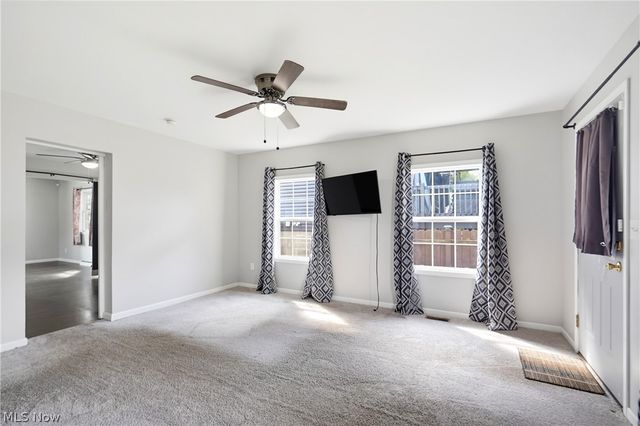 2345 Triplett Boulevard, Akron, OH 44312