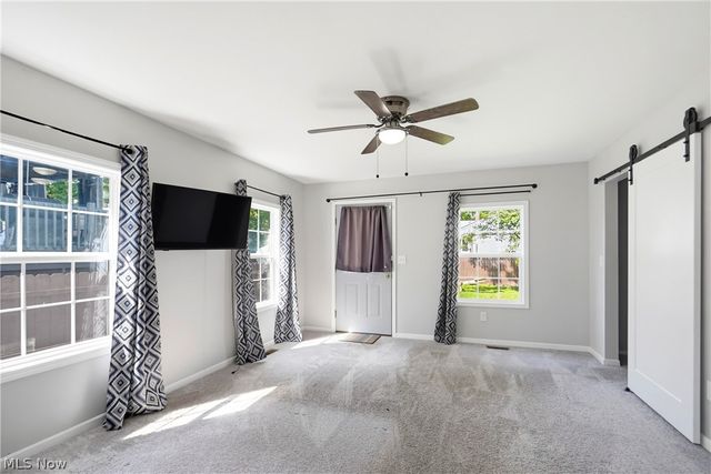 2345 Triplett Boulevard, Akron, OH 44312