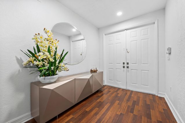 11491 NW 82nd Terrace NW, Doral, FL 33178