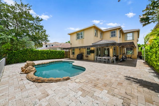 11491 NW 82nd Terrace NW, Doral, FL 33178