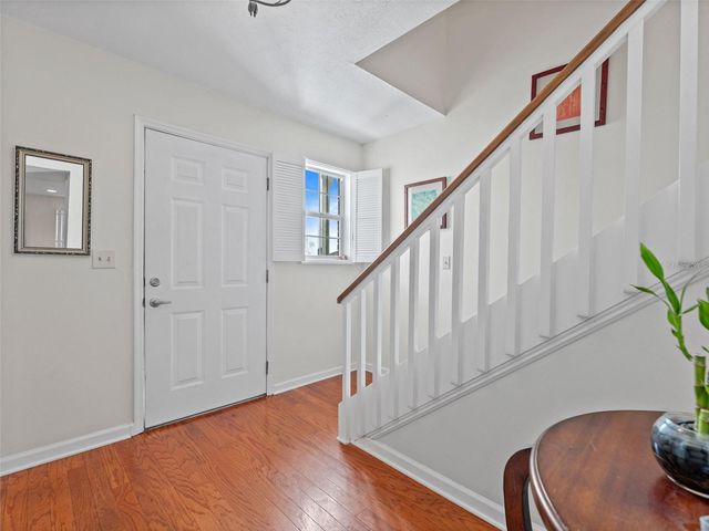 110 S LAUBER WAY, Tampa, FL 33609