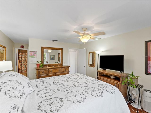 110 S LAUBER WAY, Tampa, FL 33609