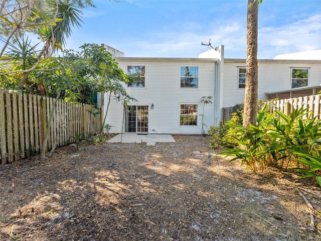 110 S LAUBER WAY, Tampa, FL 33609