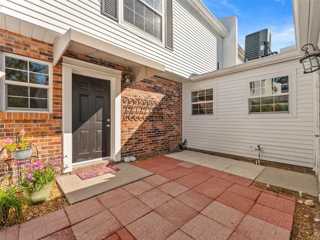 110 S LAUBER WAY, Tampa, FL 33609