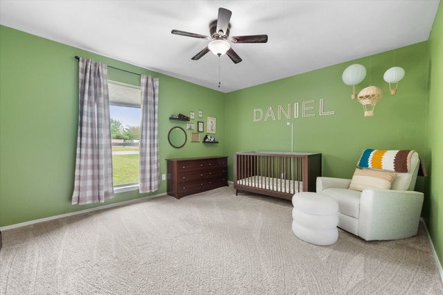 3800 Twin Creek Drive, Arlington, TX 76015