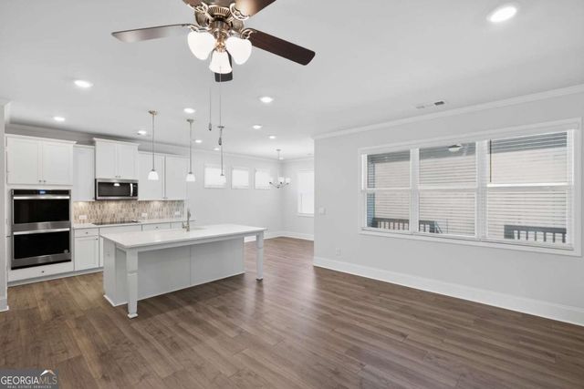 717 Broken Arrow, Waleska, GA 30183