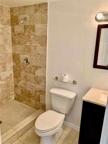 2038 19TH AVENUE W, Bradenton, FL 34205