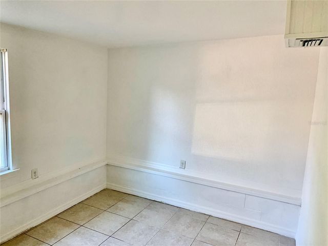 2038 19TH AVENUE W, Bradenton, FL 34205