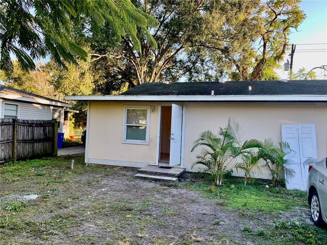 2038 19TH AVENUE W, Bradenton, FL 34205