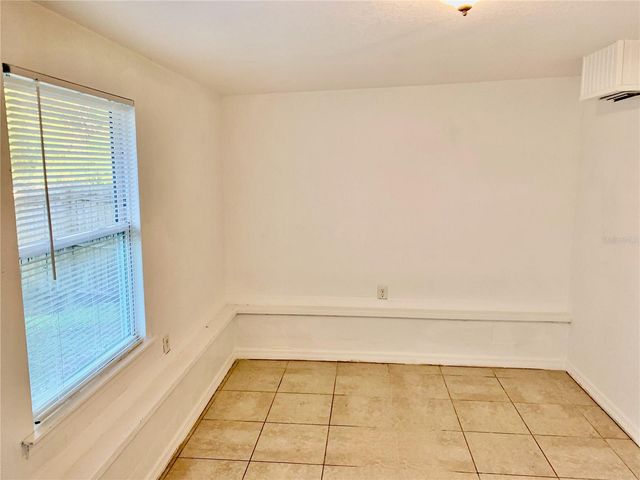 2038 19TH AVENUE W, Bradenton, FL 34205