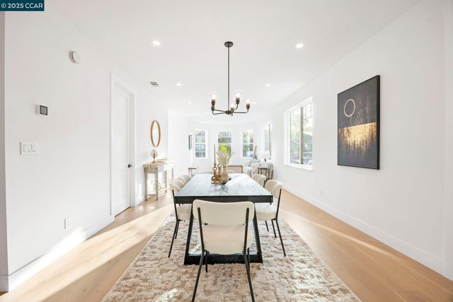 2223 Byron St, Berkeley, CA 94702