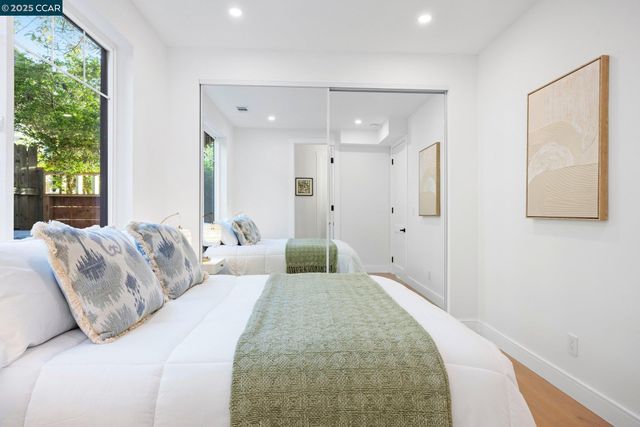 2223 Byron St, Berkeley, CA 94702