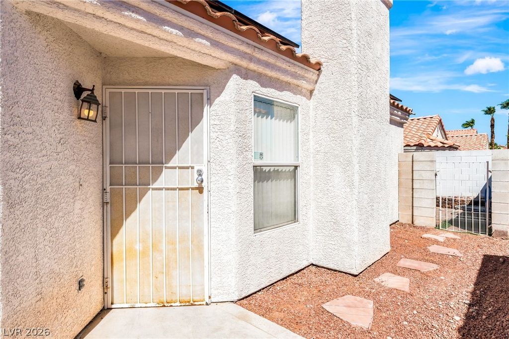 1520 Bonnie Castle Way, Las Vegas, NV 89108 — photo 4