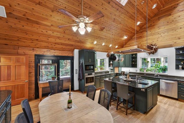 360 Mcgaffigan Mill Road, Boulder Creek, CA 95006