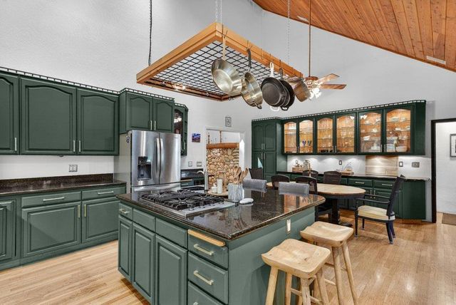 360 Mcgaffigan Mill Road, Boulder Creek, CA 95006