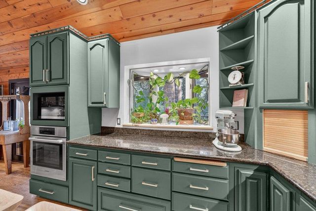 360 Mcgaffigan Mill Road, Boulder Creek, CA 95006