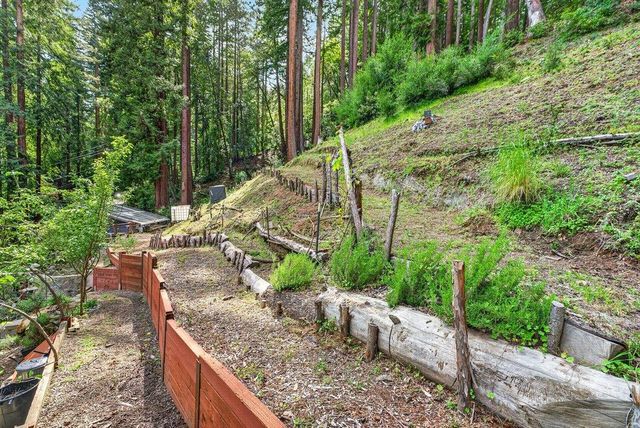 360 Mcgaffigan Mill Road, Boulder Creek, CA 95006