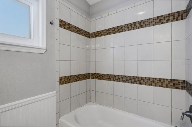 11436 RIDGEWOOD CIRCLE, Seminole, FL 33772