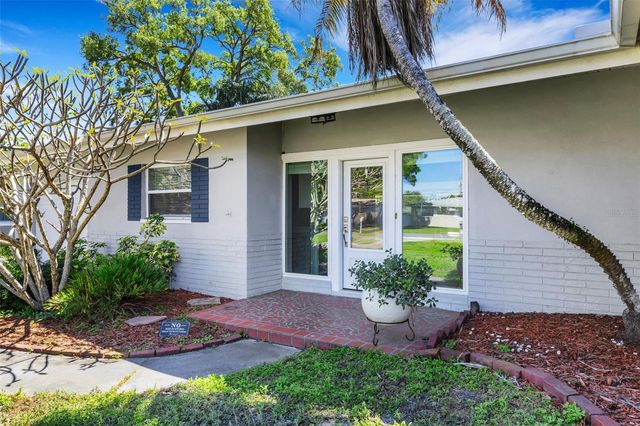 11436 RIDGEWOOD CIRCLE, Seminole, FL 33772