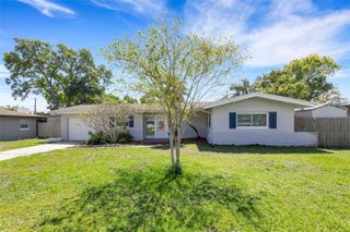 11436 RIDGEWOOD CIRCLE, Seminole, FL 33772