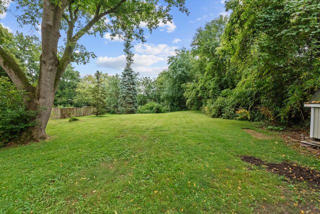 1332 Dodge STREET, Lake Geneva, WI 53147