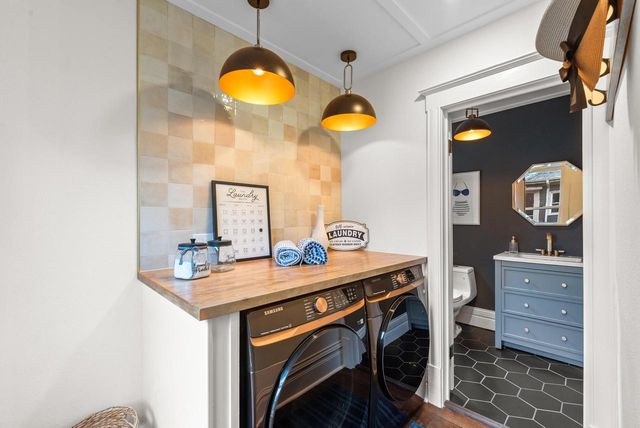 1332 Dodge STREET, Lake Geneva, WI 53147