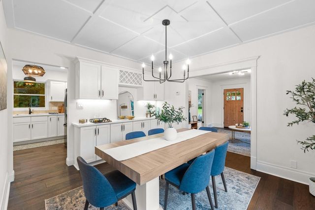 1332 Dodge STREET, Lake Geneva, WI 53147