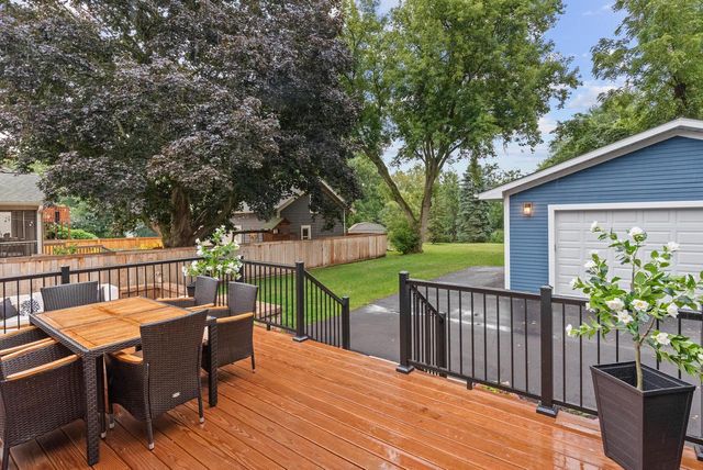 1332 Dodge STREET, Lake Geneva, WI 53147