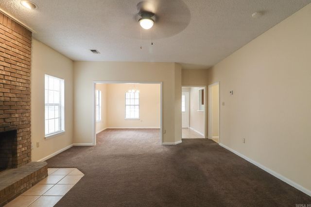 2300 Biltmore Cove, Jonesboro, AR 72404