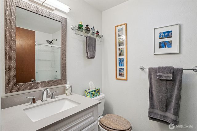 21312 NE 60th Place, Redmond, WA 98053