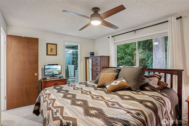 21312 NE 60th Place, Redmond, WA 98053