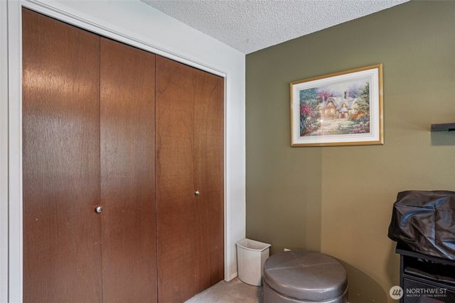 21312 NE 60th Place, Redmond, WA 98053