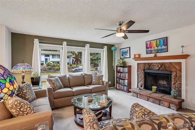 21312 NE 60th Place, Redmond, WA 98053