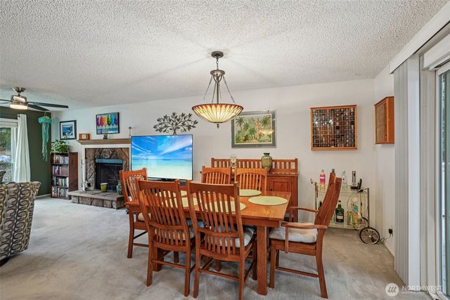 21312 NE 60th Place, Redmond, WA 98053