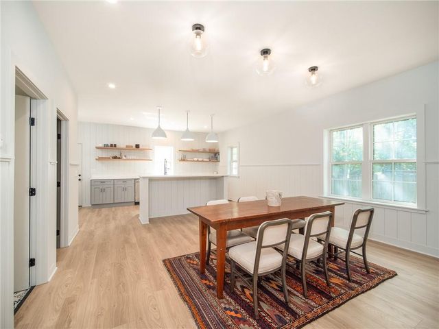 1022 Connecticut Street, Lawrence, KS 66044