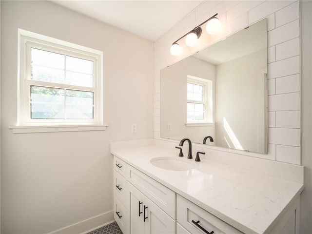 1022 Connecticut Street, Lawrence, KS 66044