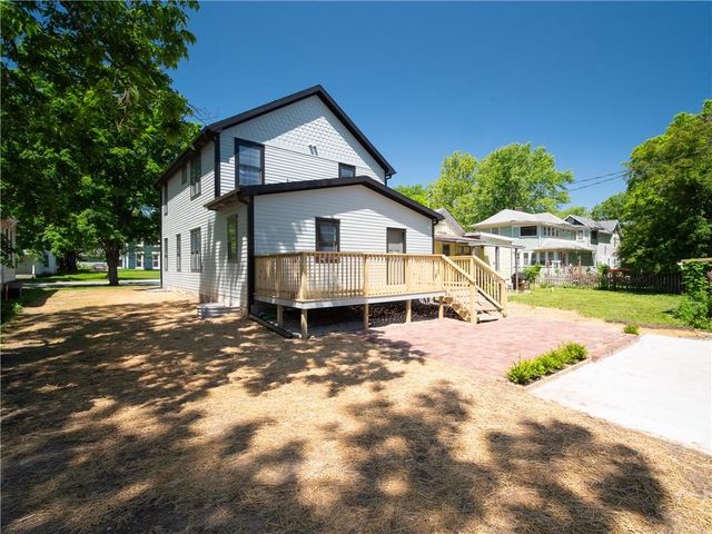 1022 Connecticut Street, Lawrence, KS 66044