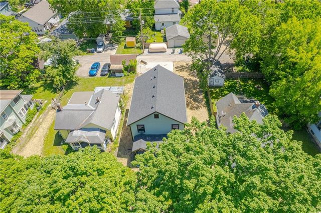 1022 Connecticut Street, Lawrence, KS 66044