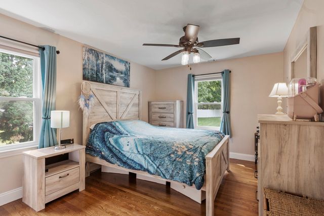 36 Harkins St, Lancaster, MA 01523