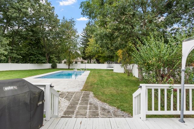 36 Harkins St, Lancaster, MA 01523