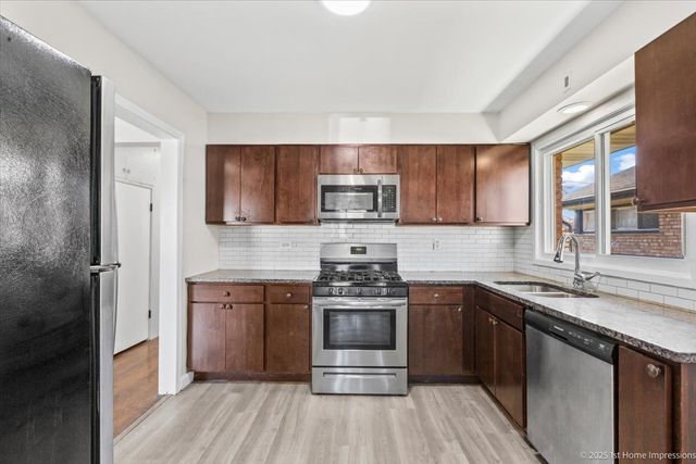 3304 Wilcox Avenue, Bellwood, IL 60104