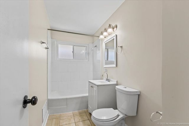 3304 Wilcox Avenue, Bellwood, IL 60104