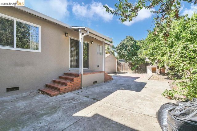875 Central Avenue, Pittsburg, CA 94565