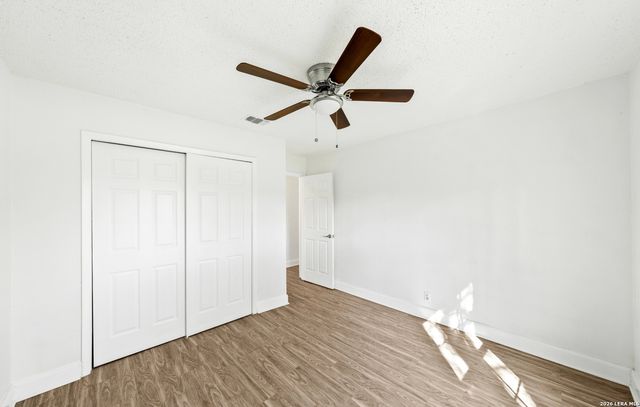 818 Hampton, San Antonio, TX 78220