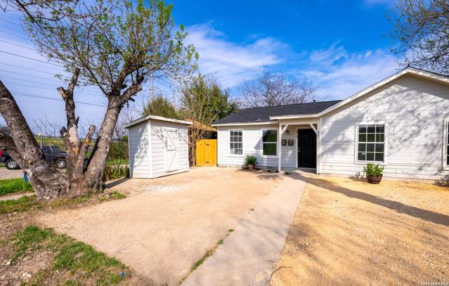 818 Hampton, San Antonio, TX 78220